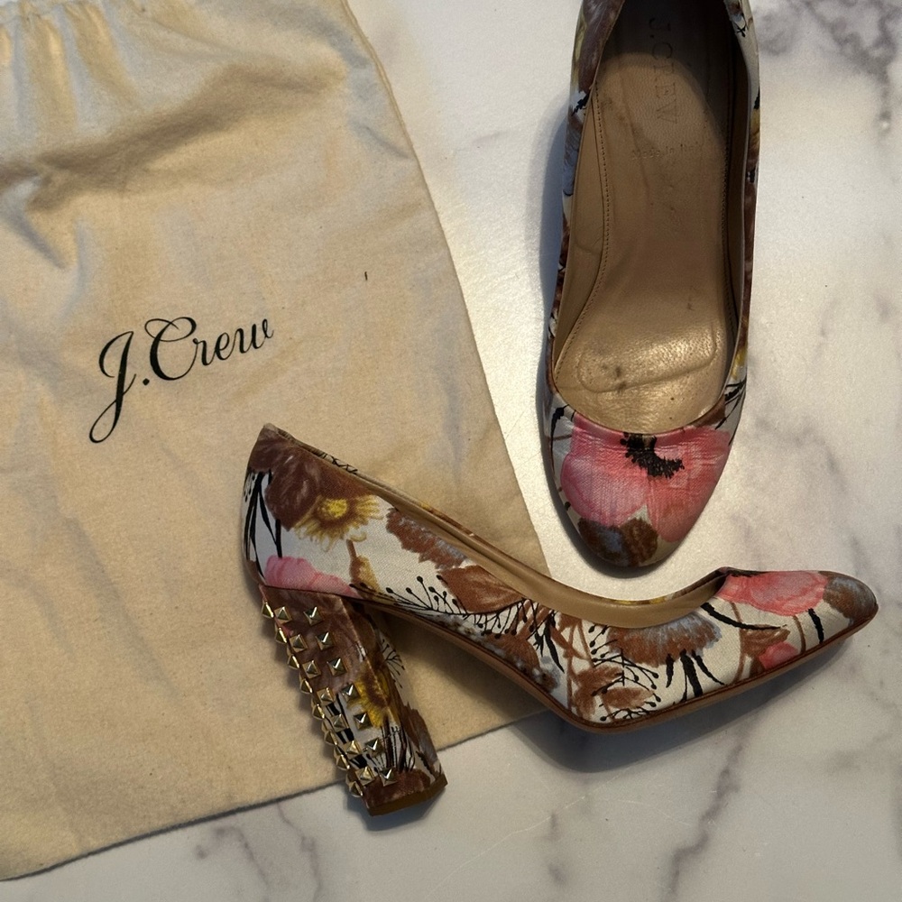 J.CREW STUDDED FLORAL ETTA EUC